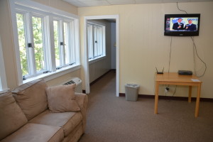 Wings Inn Suite Common space