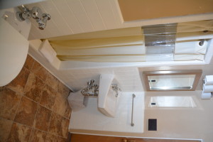 Wings Inn Bathroom